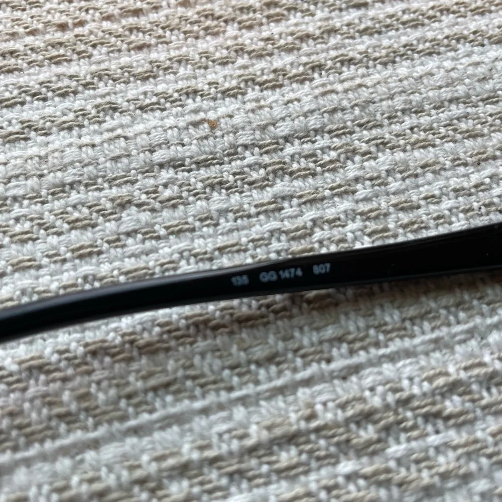 Gucci Made in Italy black frames. - Picture 2 of 5